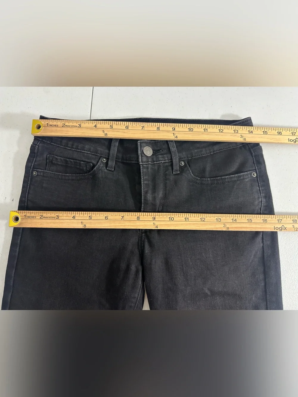 Levis 711 Skinny Jeans Womens Sz 27 Black Mid Rise Stretch Denim